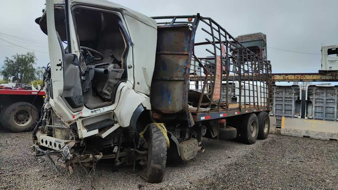 CREMALLERA DE DIRECCIóN Renault PREMIUM 2004  USADA  EN DESARME